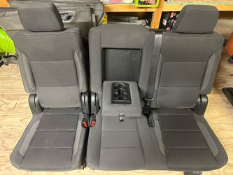 21-26 Tahoe 2nd row seat