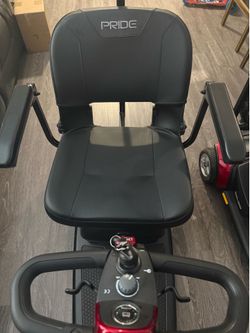 PRIDE GOGO SCOOTER W/ UMBRELLA - PICK UP ONLY BRING HELP