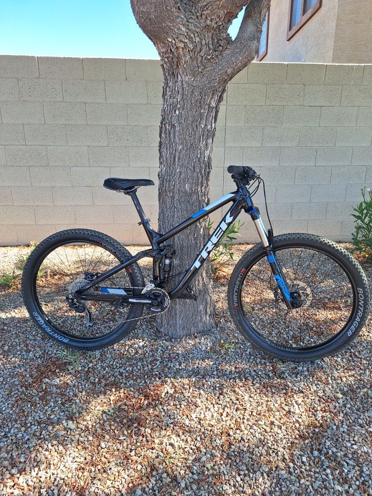 TREK FUEL EX5 FULL SUSPENSION 27.5 INCH MOUNTAIN BIKE LIKE NEW ( CHECK MY OTHER BIKES)
