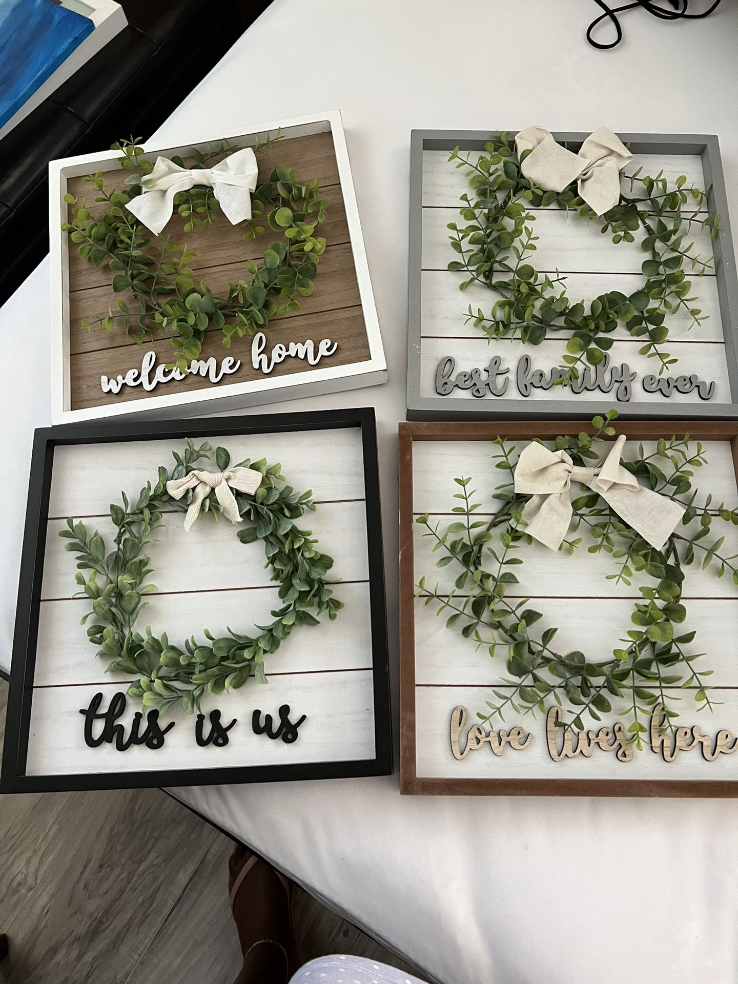 Wall frames - Set of 4