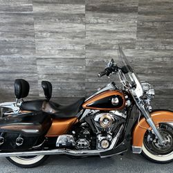 2008 Harley-Davidson FLHRC Road King Classic