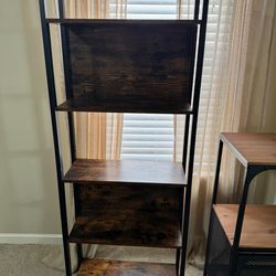 Wood & Mea Bookshelf