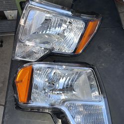 Ford F-150 Headlights for 2009 to 2014