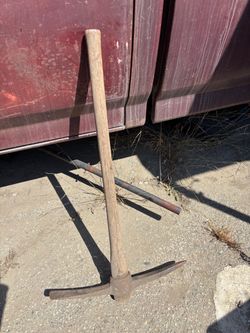 Pick axe