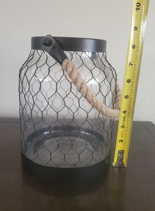 Metal Candle Holder Lantern with Rope, Bronze