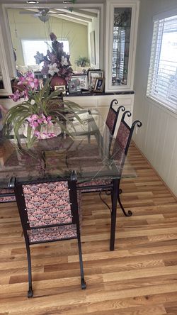 Dinning Table , coffe table , 3 sofas