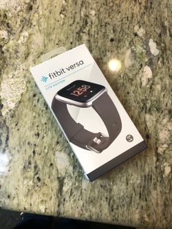 Fitbit versa NIB