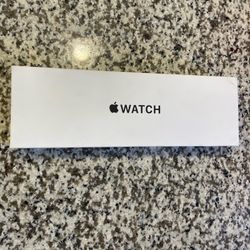 Apple Watch SE 3 40mm Midnight Aluminum w/ Midnight Sport GPS + Cellular - NEW