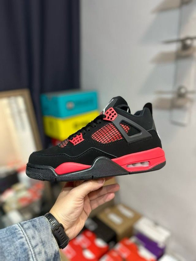 Air Jordan 4 “Red Thunder”