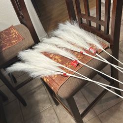 White Glitter Pampas 34 Inches Tall 6 Branches In All 