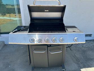 Gas grill