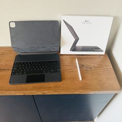 Magic Keyboard For iPad 12.9 Inch  And Apple Pencil
