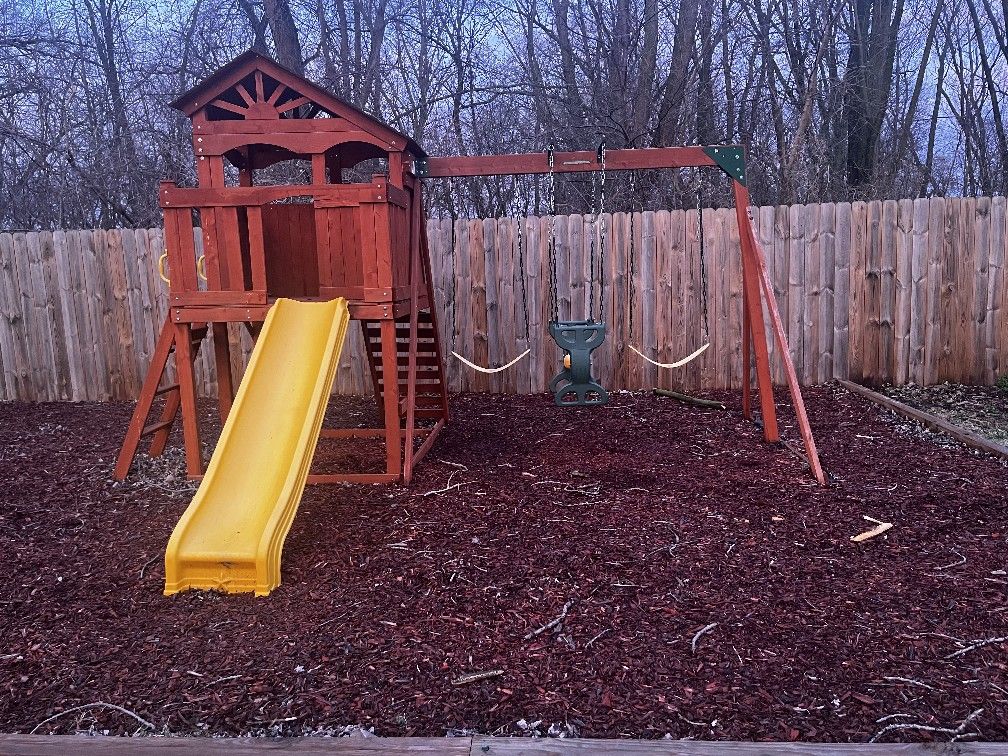 Kids Swing Set