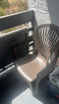Plastic chair