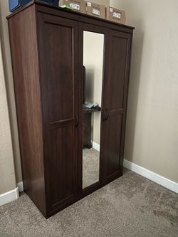 Closet wardrobe with full length mirror