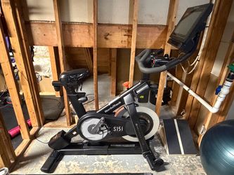 NordicTrack Commercial S15i Studio Cycle