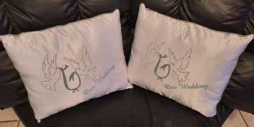 2 Wedding kneeling cushions