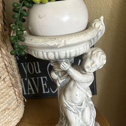 Greek Style Statue . Read Description 1st