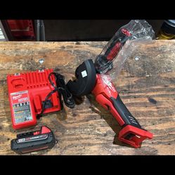 Milwaukee Fuel 18 Volt Grinder Kit 