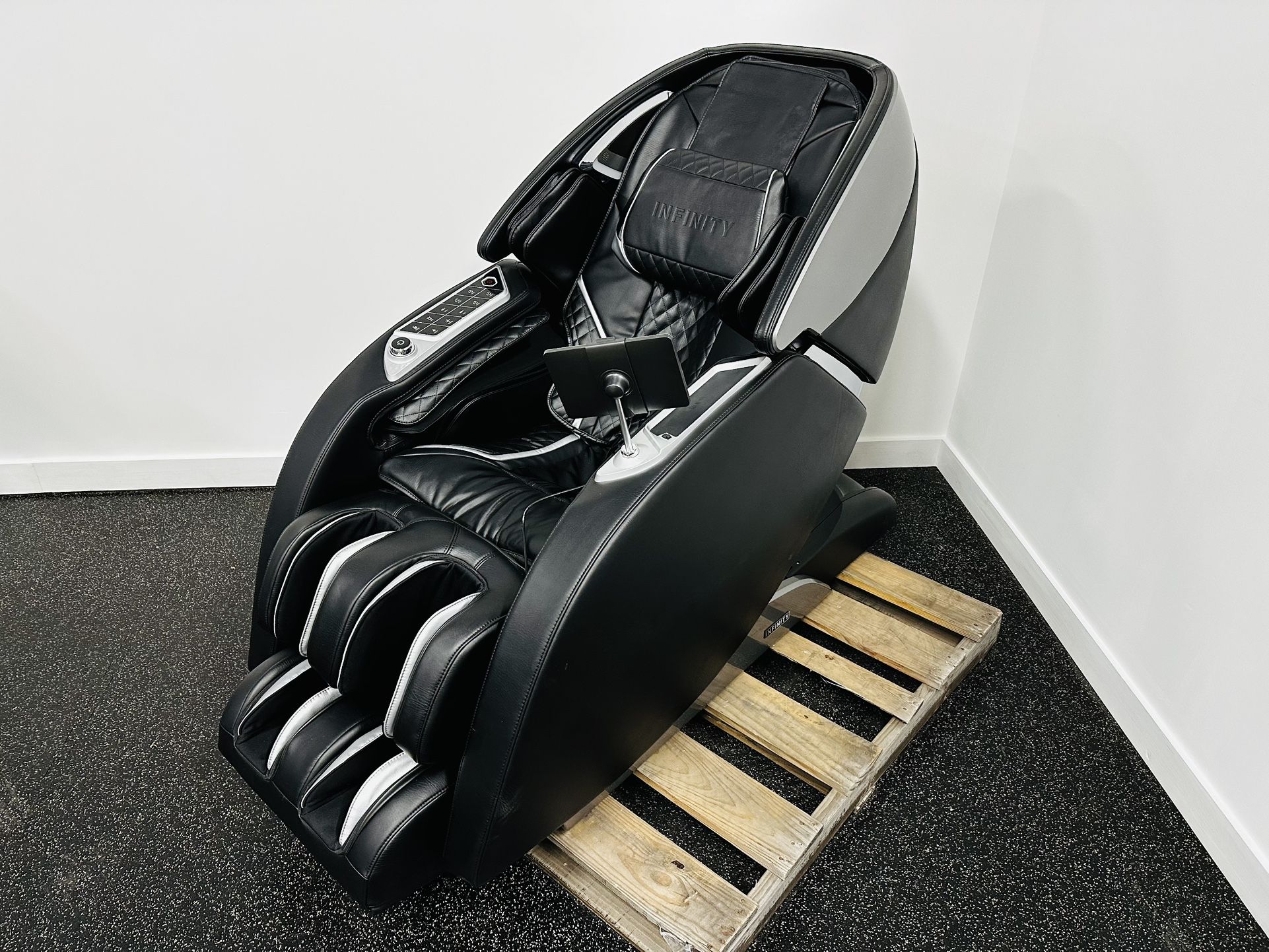 Infinity Luminary Massage Chair