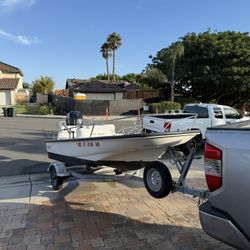 2008 Boston Whaler 130 sport