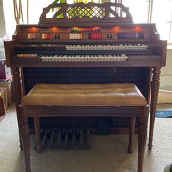 Kimball Performer Electric Organ