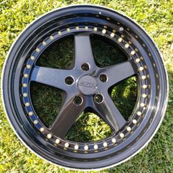 ESR  SR04  Hyper black  18x8.5 / 5x114.3 +30