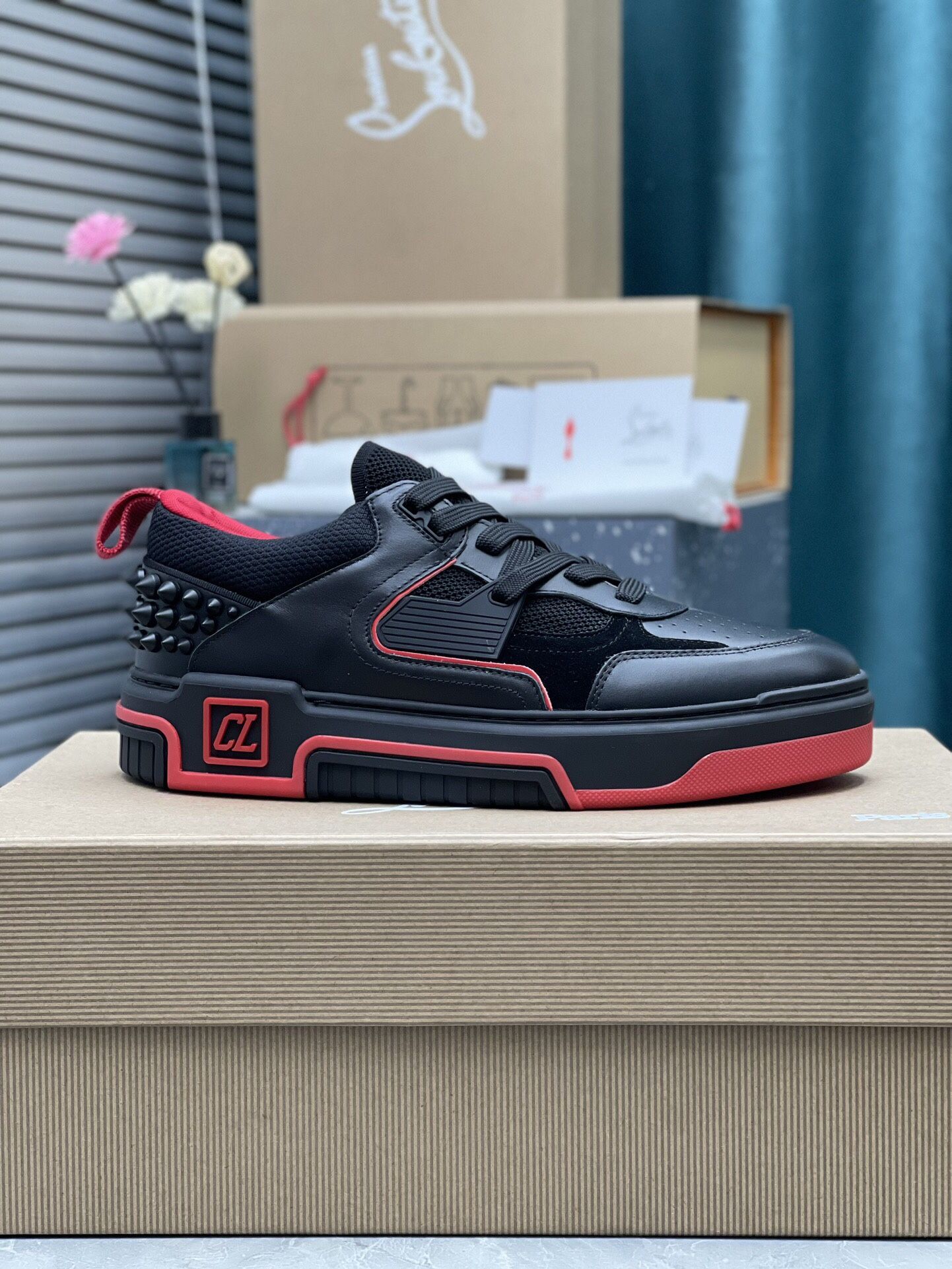 Christian Louboutin Men’s Sneaker With Box 2025 New