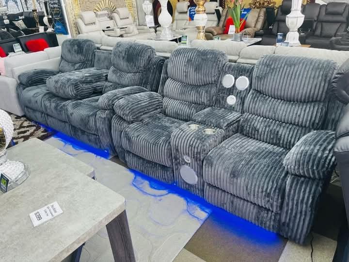 $10 Down Finance Power Reclining Sofa Loveseat Sectional Couch Sleeper Bedroom Set Queen Bed King Bed Mattress Dining Table Bunk Bed Vanity Set