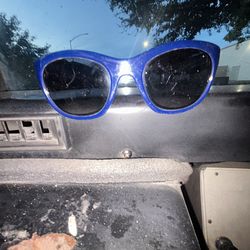 Rayban  wayfarer rb4216 sunglasses