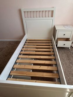 IKEA Hemnes White Twin Bed Frame Set