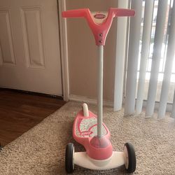 Radio Flyer Scooter Pink