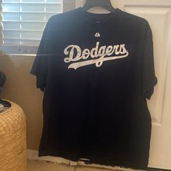 Men’s Dodger Shirt 2 X Used