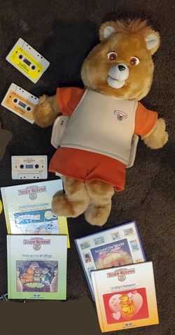 Original Teddy Ruxpin With Books