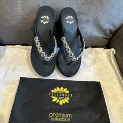 Women’s Yellow Box Wedge Sandals With Rhinestones 