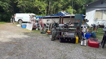 MOVING SALE “EVERYTHING MUSTTTT GOOOOO‼️‼️‼️