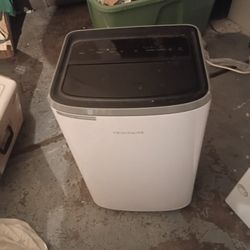 An Air Cooler Refrigerator Air Unit Looks Good