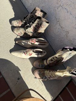 Assorted Vintage Shoes 