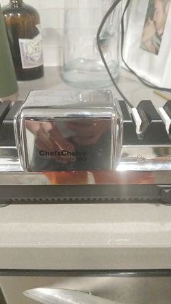 Knife sharpener