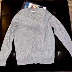Old Navy Sweater NEW 