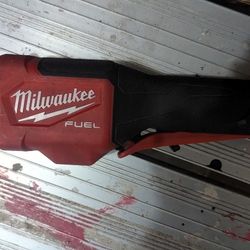 Milwaukee M18 Fuel Angle Grinder 