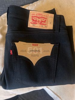 Black 501 Levi's