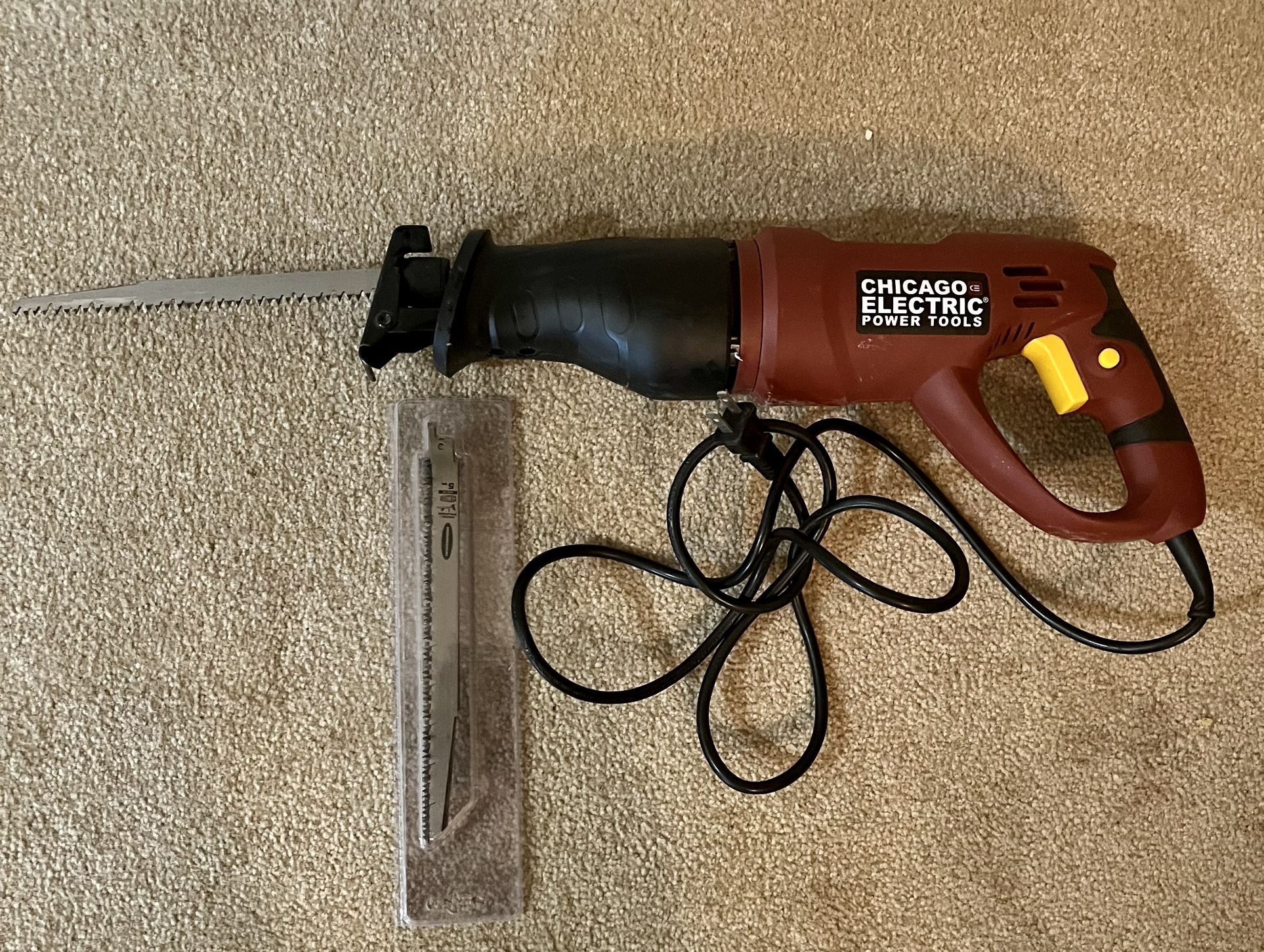 Chicago Electric Power Tool W/ Additional Blades