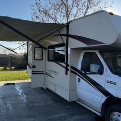 2020 Coachman Leprechaun