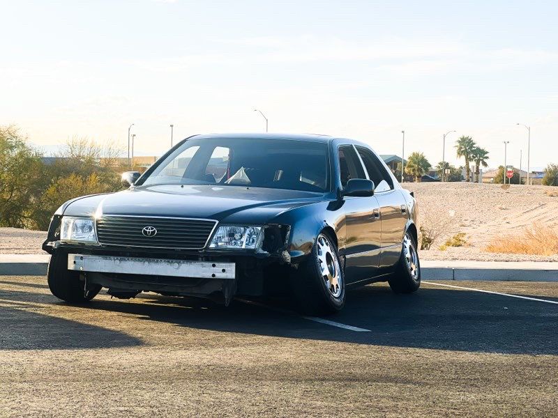 1995 Lexus LS 400