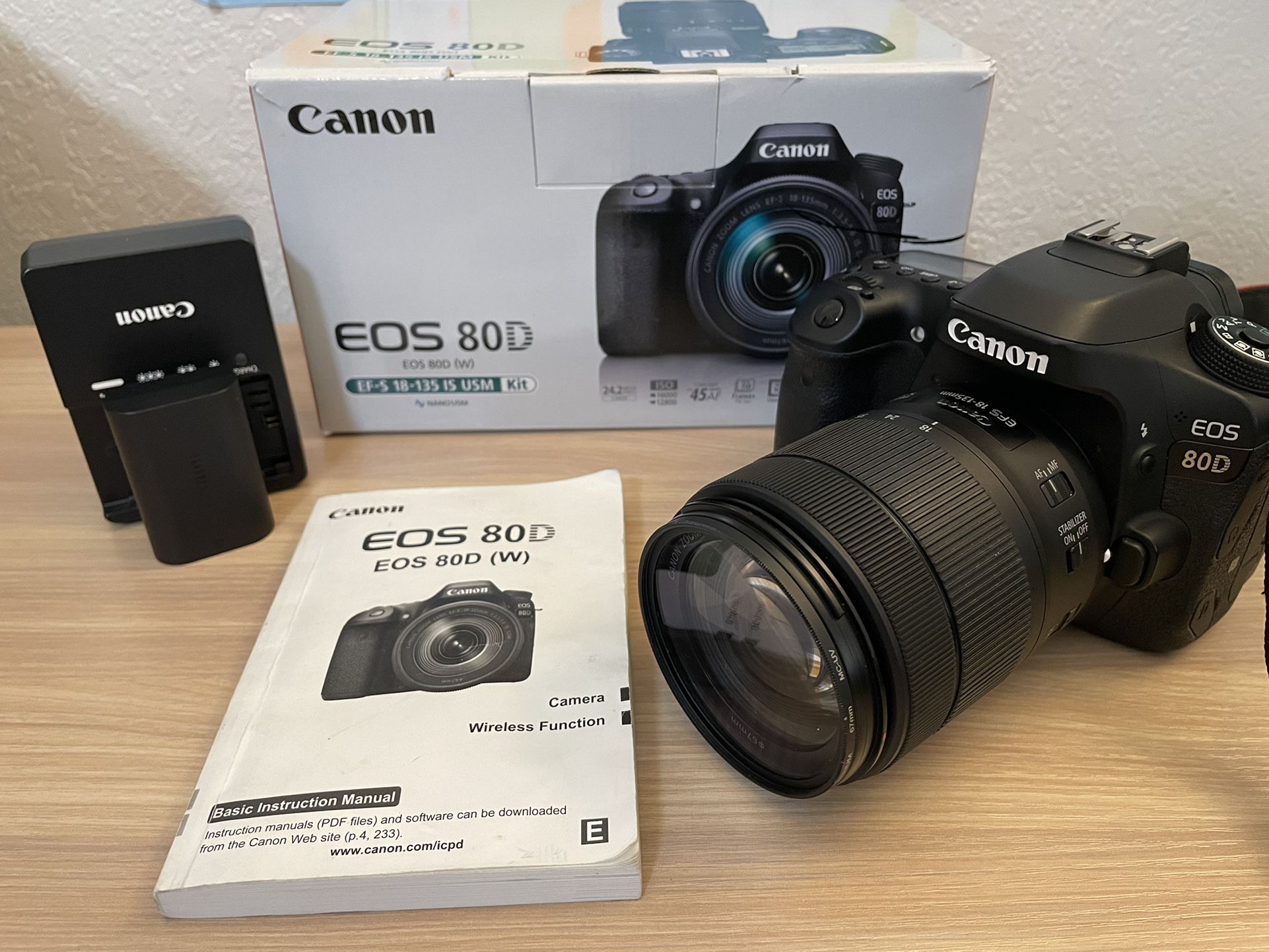 Canon Digital SLR EOS 80D and 18-135mm f/3.5-5.6 USM Lens with 24.2 Megapixel