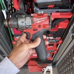 Milwaukee M18 FUEL Hammer Drill 