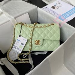LV Bag for Sale in Valley Stream, NY - OfferUp