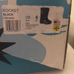 Kamik Snow Boots New!!