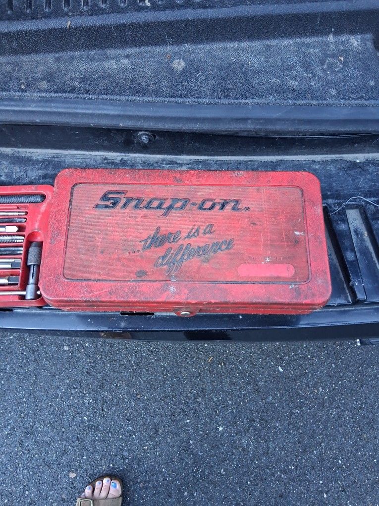 Snap On Tap And Die Set